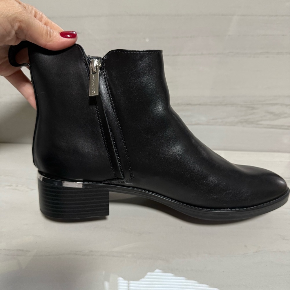 Calvin Klein Deneice Black Ankle Side Zip Booties Minimalist Corporate Office 8 - Picture 10 of 11